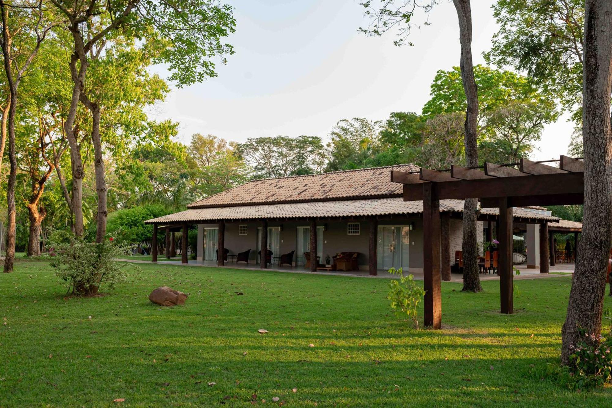 Spa Agua Milagrosa Cuiabá Eksteriør billede