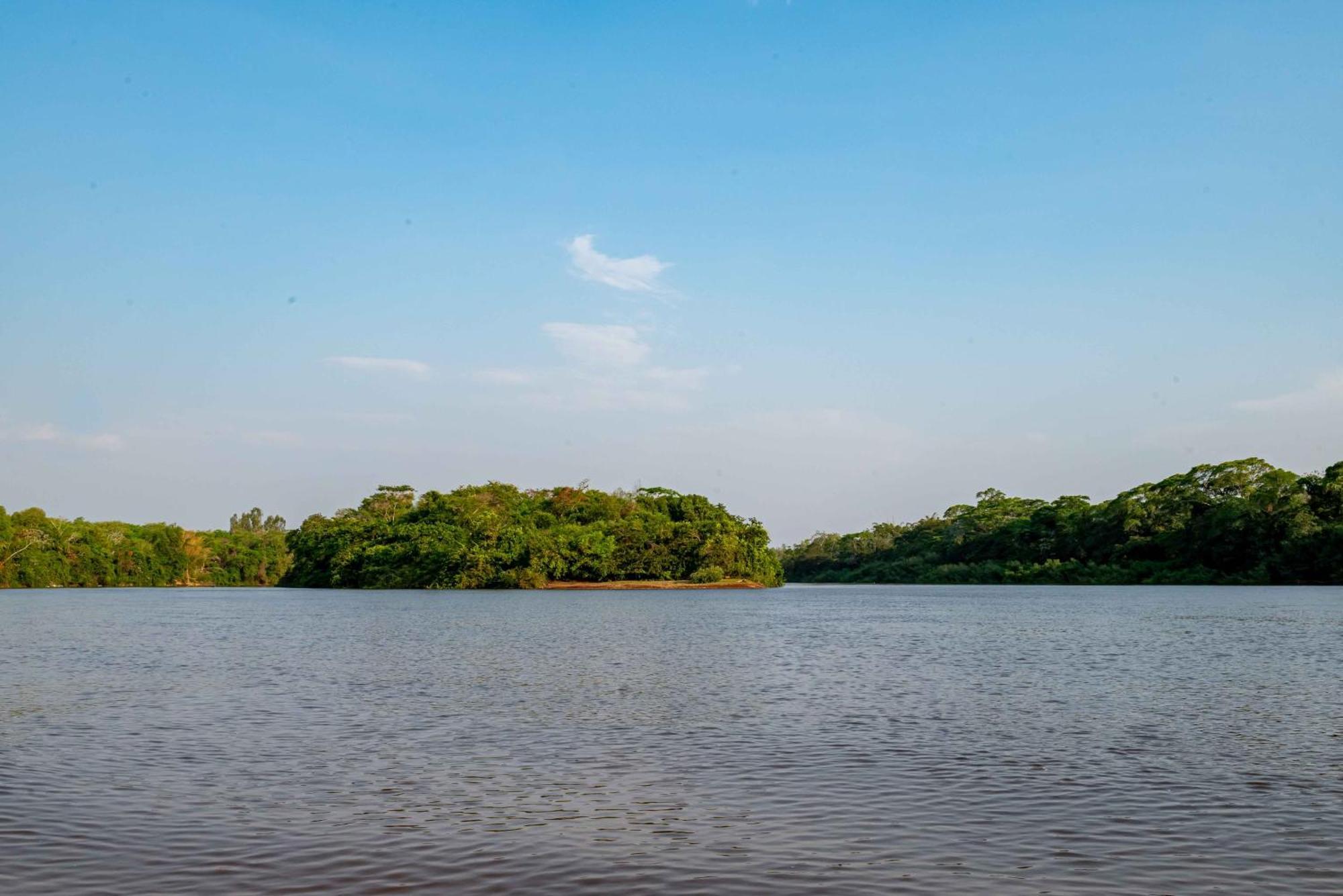 Spa Agua Milagrosa Cuiabá Eksteriør billede